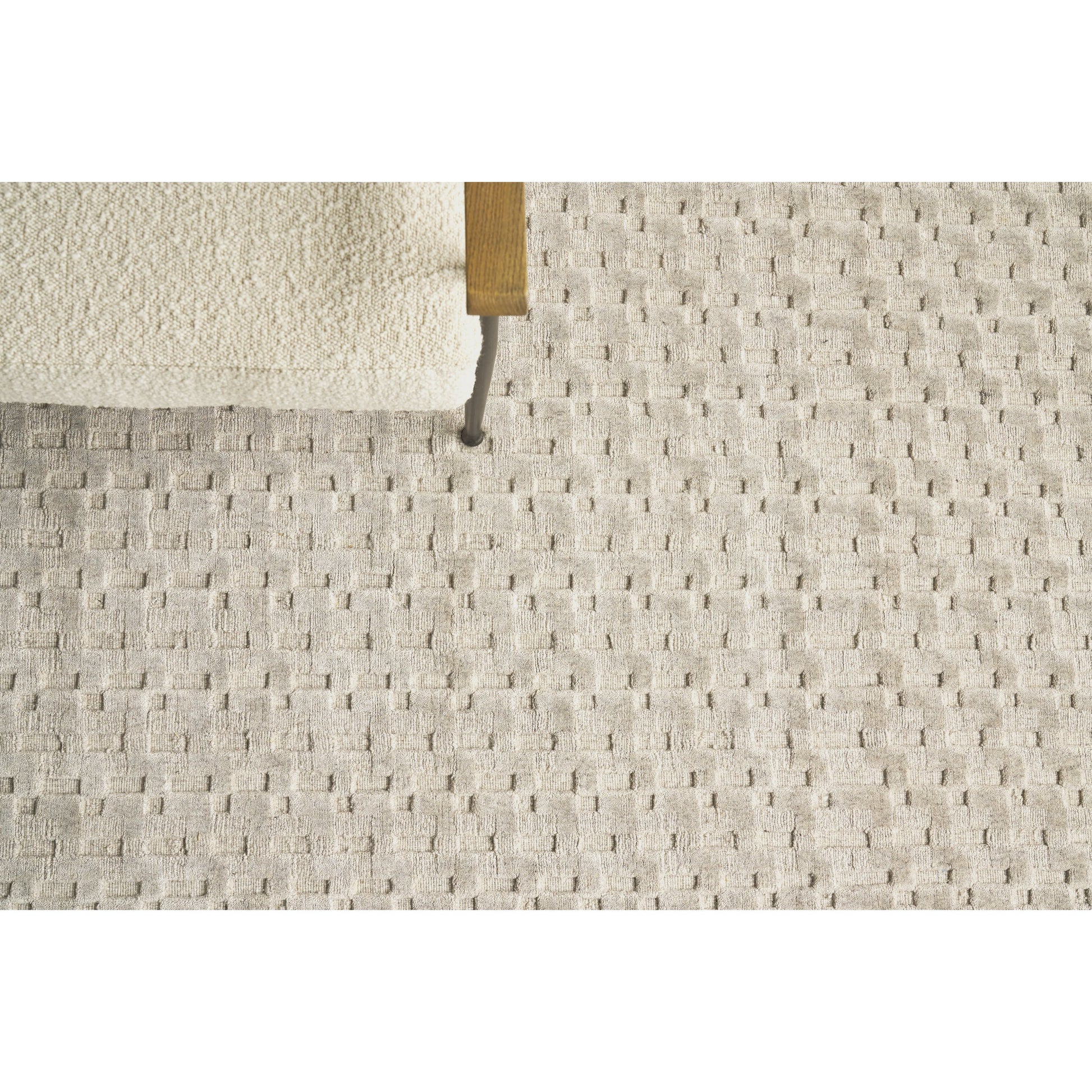Monroe Silk Rug - Light Taupe by Exquisite Rugs in light taupe. Made from bamboo silk in a unique style.