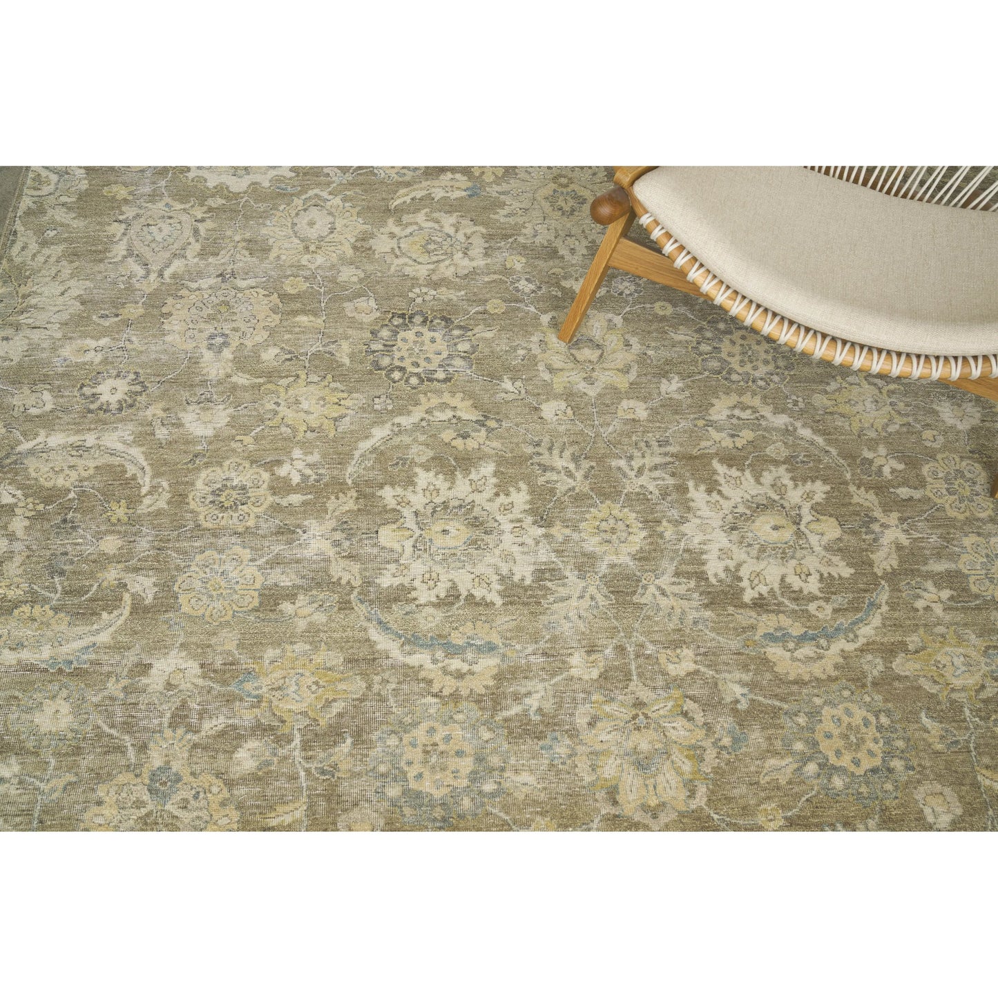 038 SI-2384030 | Lifestyle | Heirloom Rug by Exquisite Rugs in beige, camel. Made from new zealand wool in a unique style.