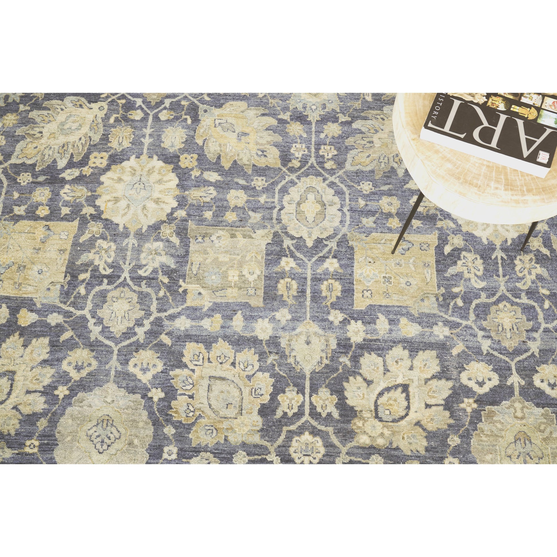 Heirloom 3986 Rug by Exquisite Rugs in blue. Made from new zealand wool in a unique style.