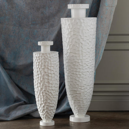 Monumental Chiseled Vase by Global Views in white. Made from ceramic in a modern style.