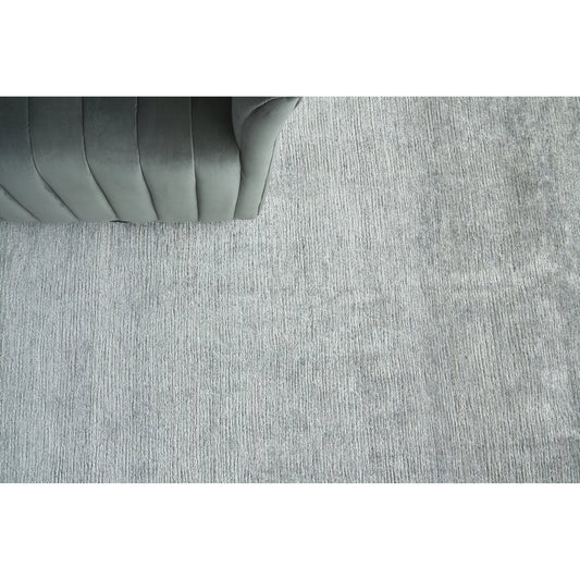 Crush 4001 Rug by Exquisite Rugs in silver. Made from bamboo silk in a unique style.