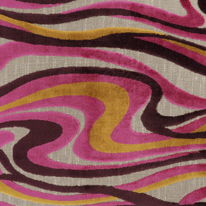 Sway Pillow by DV Kap Home. Made from 48% viscose, 32% cotton, 20% polyester in a transitional style.