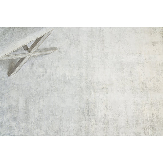 Murano Rug - Metallic by Exquisite Rugs in metallic. Made from new zealand wool, bamboo silk in a unique style.