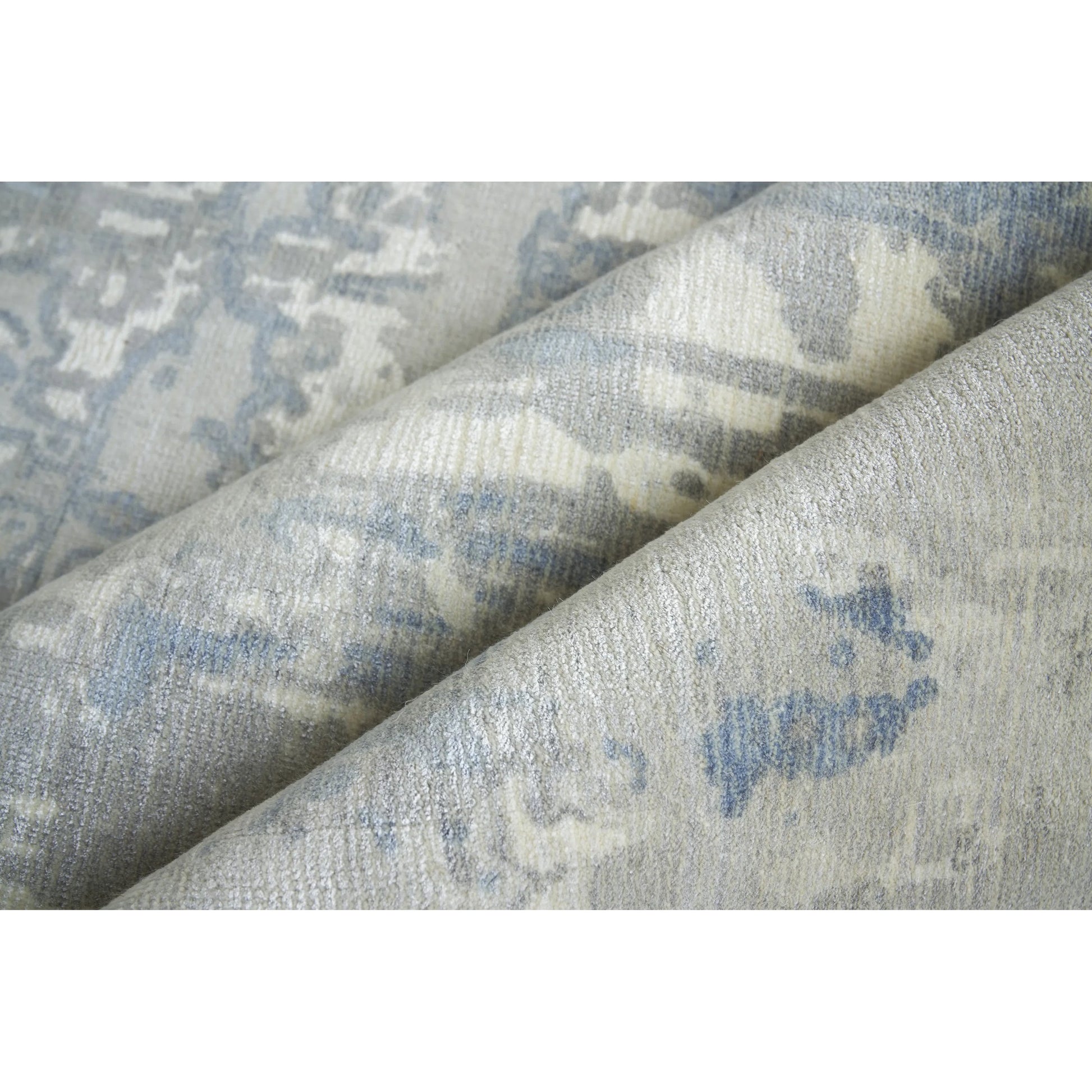 Murano Rug by Exquisite Rugs. Made from wool, bamboo silk in a unique style.