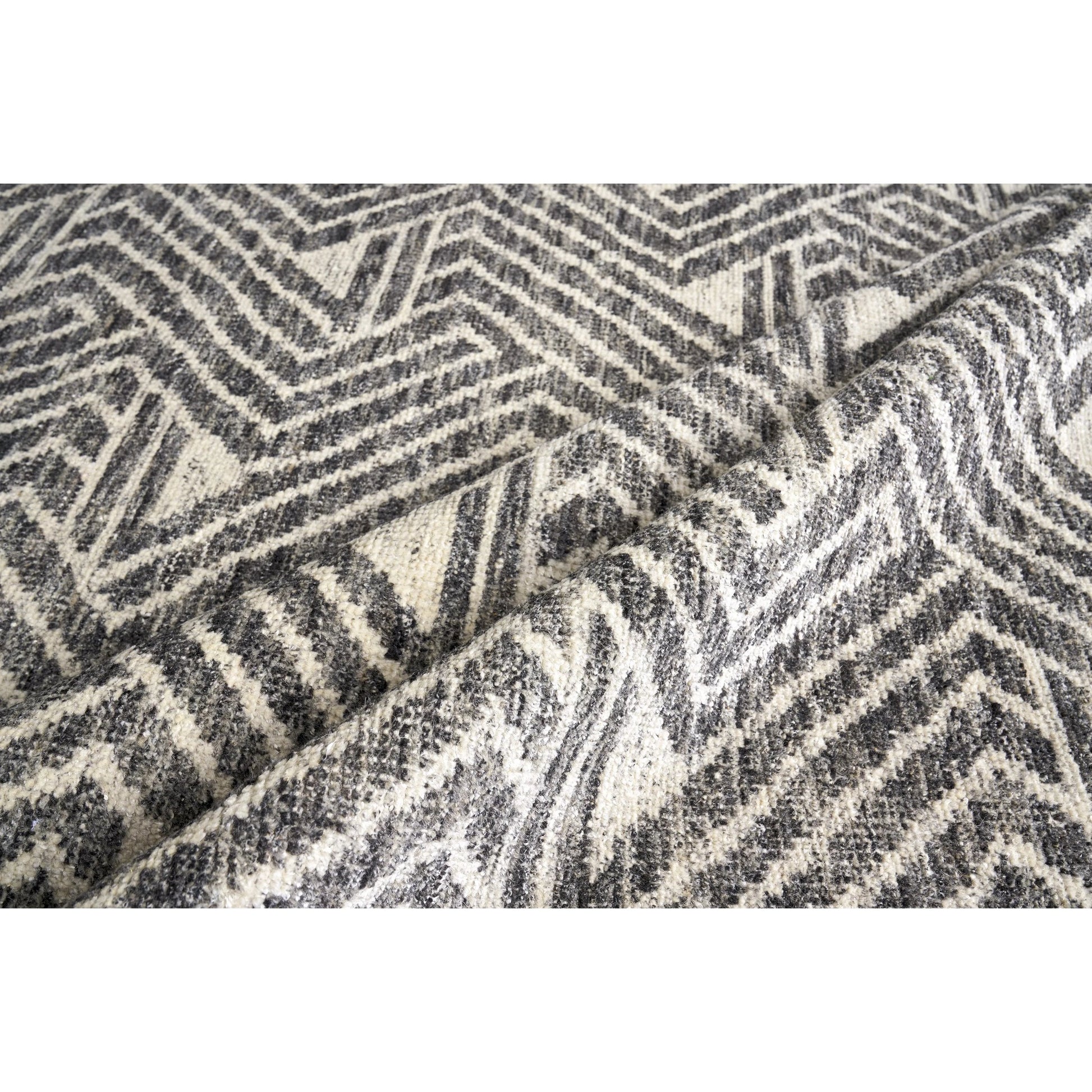 Eaton Rug by Exquisite Rugs. Made from wool, bamboo silk in a unique style.