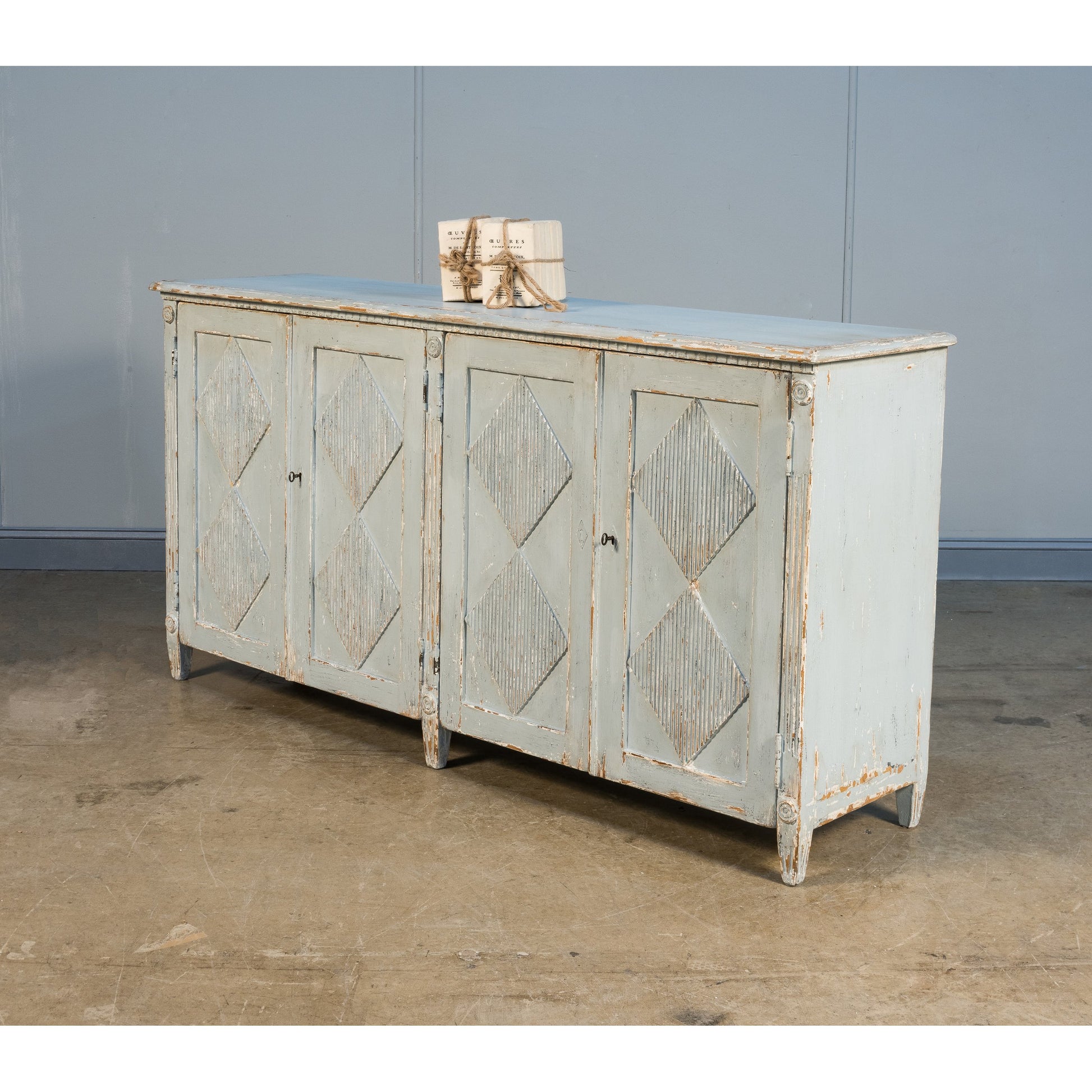 Roanne Sideboard by Sarreid Ltd. in blue and 2 removable shelves. Made from pine in a cottage & farmhouse style.