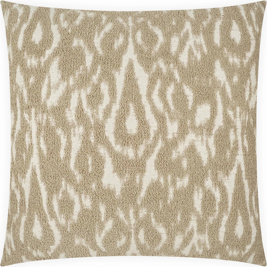 Viska Pillow by DV Kap Home. Made from 51.08% polyester, 48.82% cotton in a unique style.
