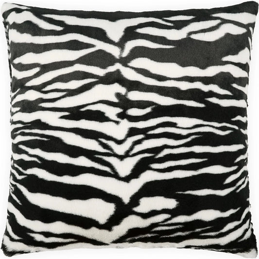 Getti Pillow by DV Kap Home. Made from 100% polyester in a eclectic & global style.