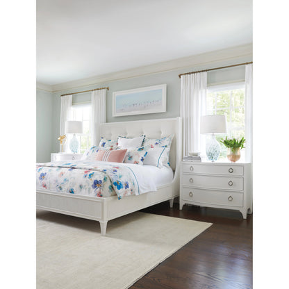 Fox River Bachelors Chest by Lexington in white. Made from unique in a cottage & farmhouse style.