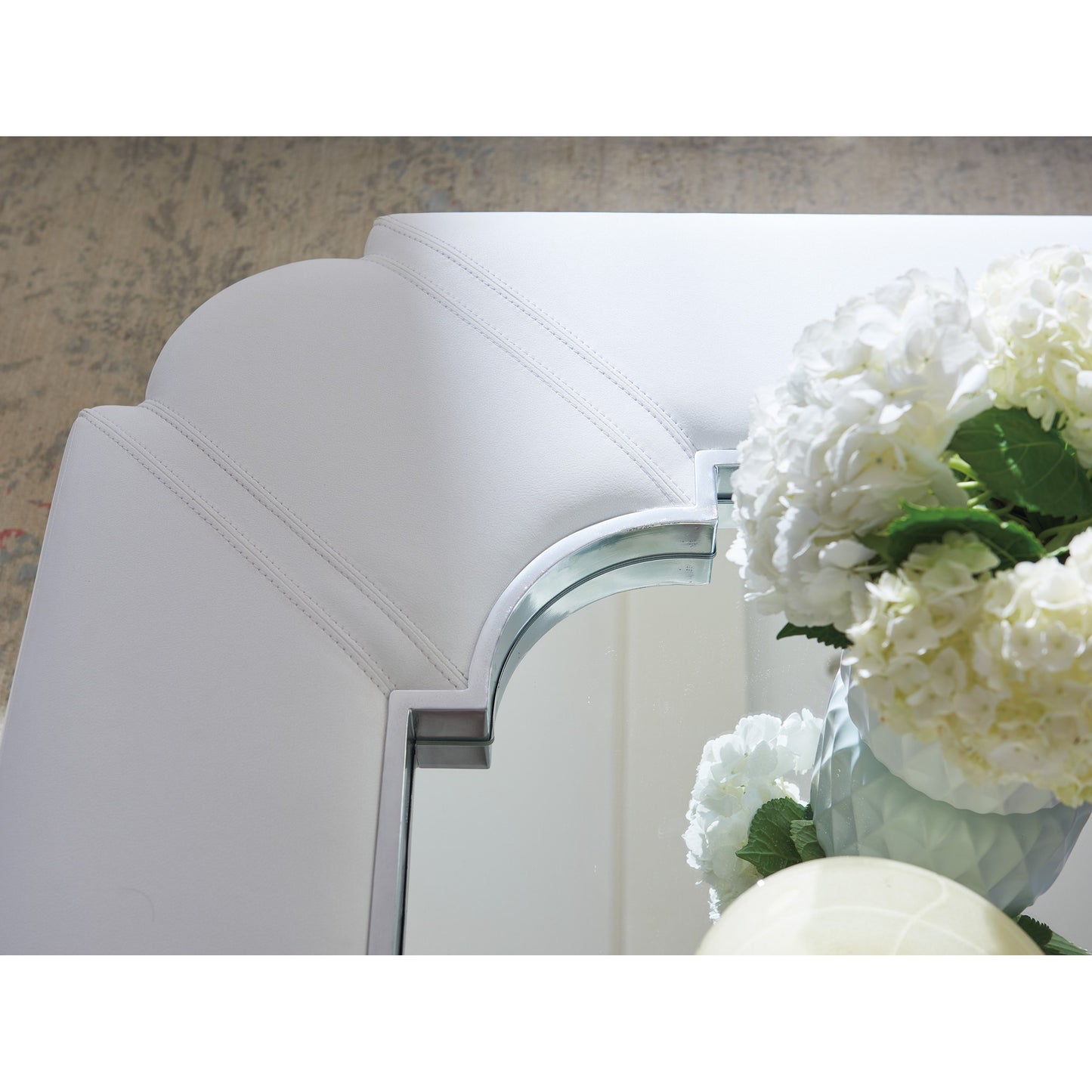 003 SR-835261 | Closeup | Clarendon Upholstered Cocktail Table by Lexington in white. Made from unique in a transitional style.