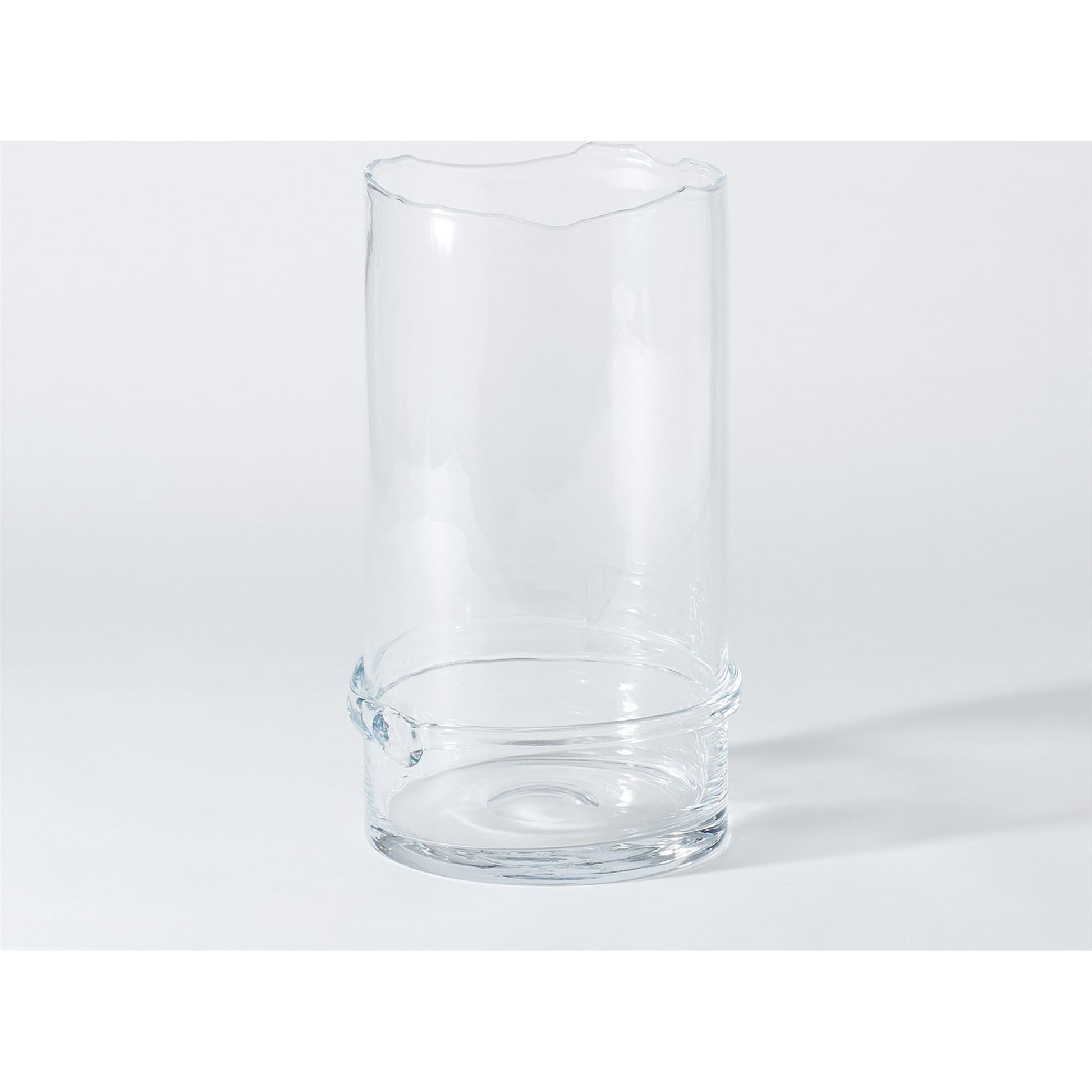 Intaglio Hurricane by Global Views. Made from glass in a transitional style.