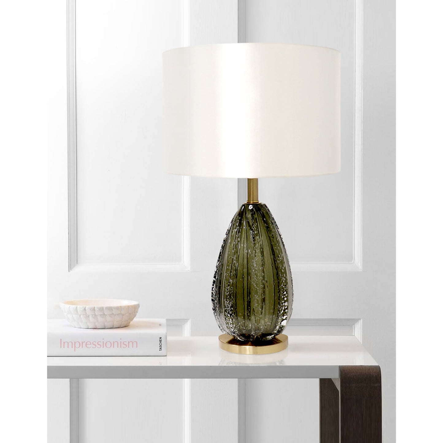 005 SR-785764 | Lifestyle | Felicia Table Lamp by Pasargad Home in gold and green. Made from glass, steel in a coastal style.
