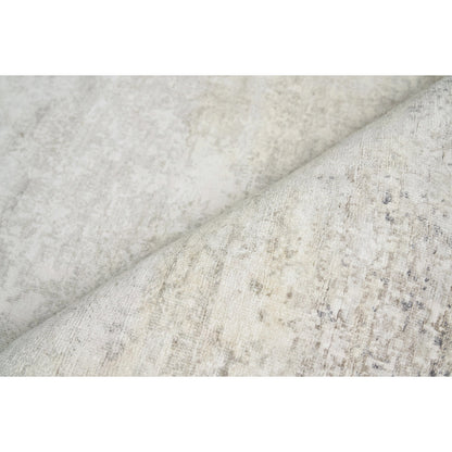 Fine Pure Silk Rug by Exquisite Rugs in silver, ivory. Made from silk in a unique style.