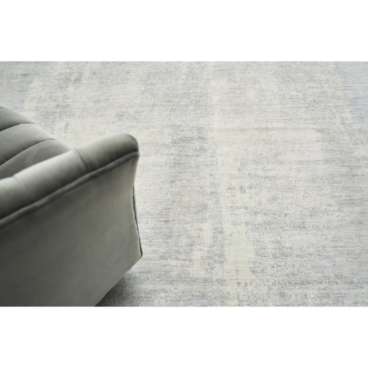 Fine Pure Silk 4226 Rug by Exquisite Rugs in silver, ivory. Made from silk in a unique style.