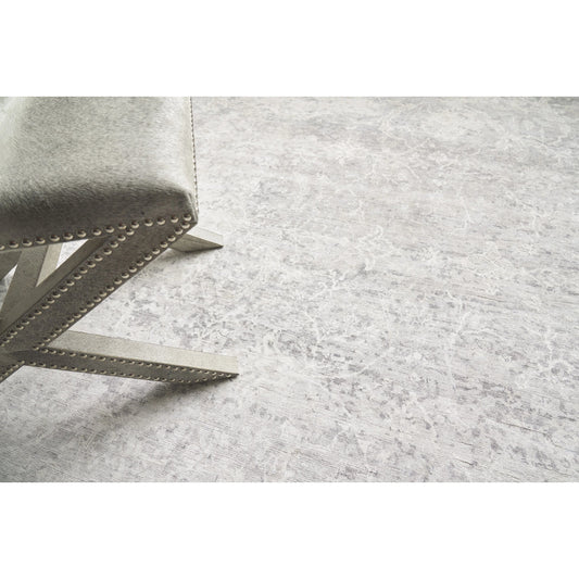 Fine Pure Silk 4228 Rug by Exquisite Rugs in gray, ivory. Made from silk in a unique style.