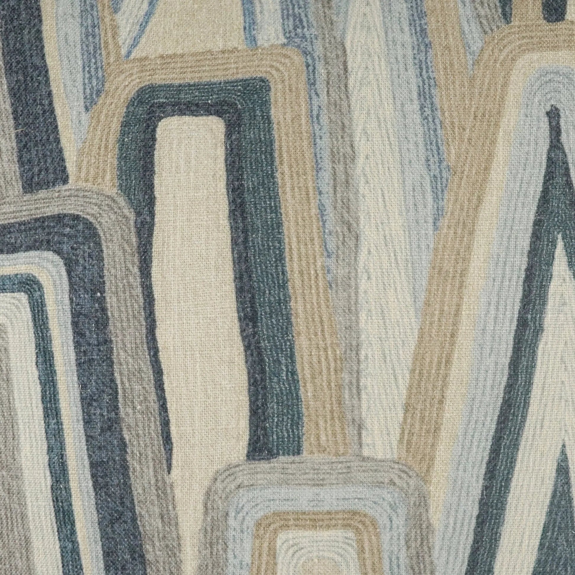 Ridgepoint Pillow by DV Kap Home. Made from 85% polyester, 15% linen in a eclectic & global style.