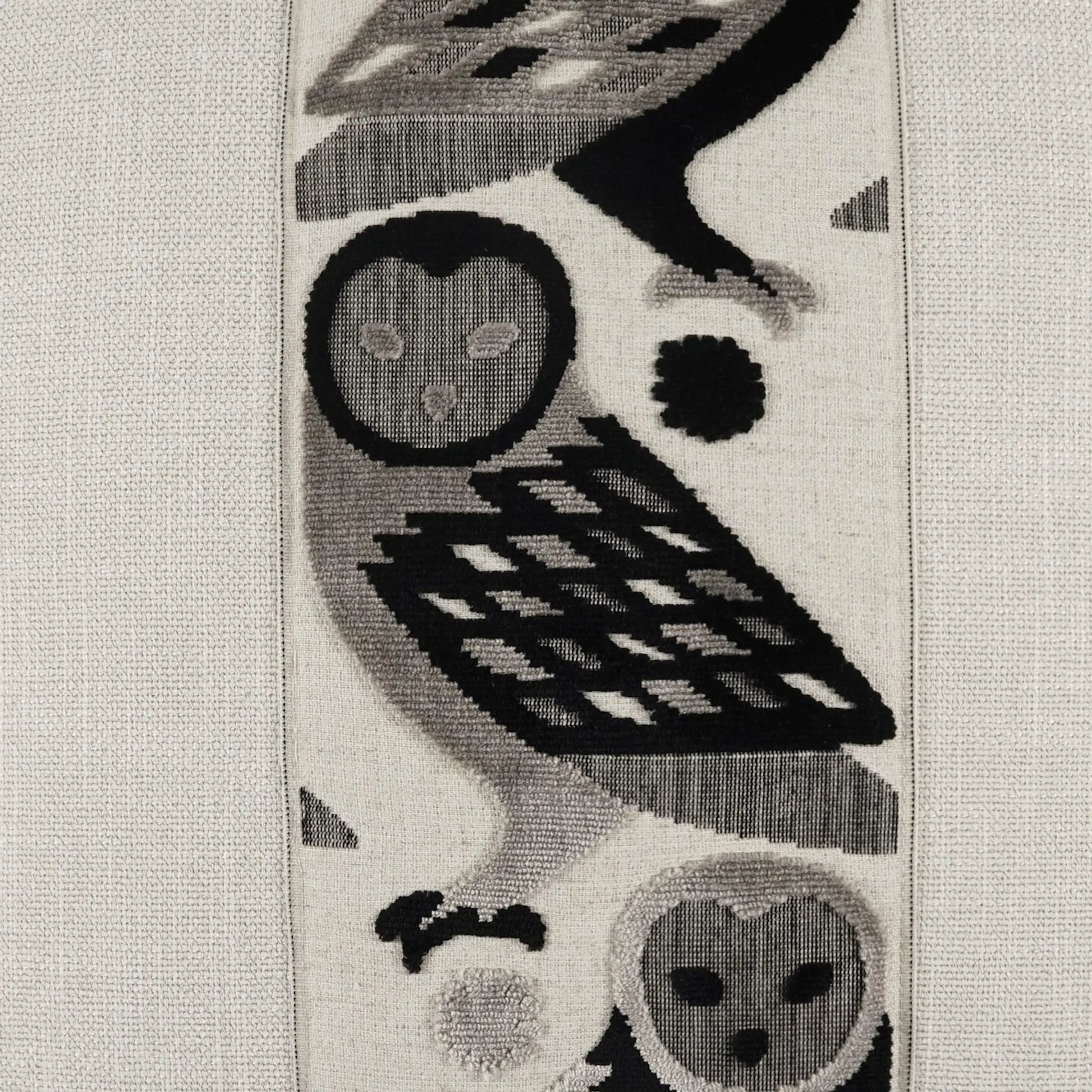 Otus Pillow by DV Kap Home. Made from base: 100% polyester in a rustic style.