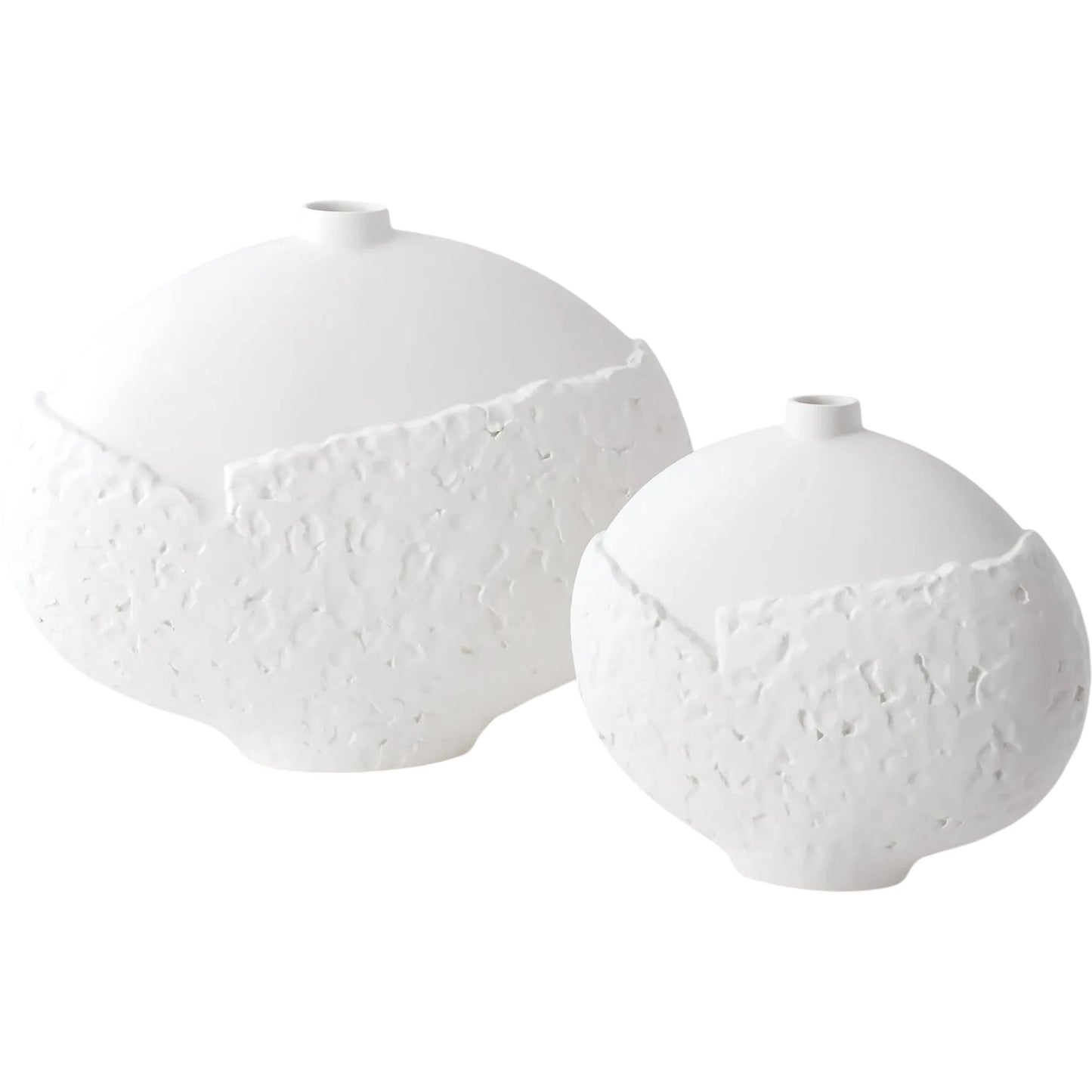 026 SR-890495,SR-890496 | Additional Silo | Asymmetrical Stipple Vase by Global Views in matte white. Made from ceramic in a coastal style.