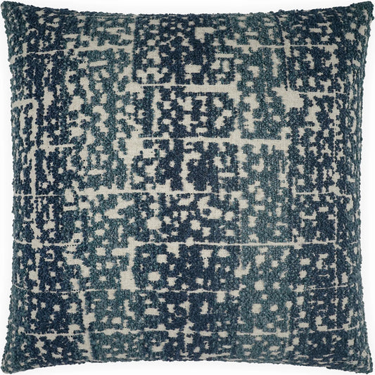 Kakura Pillow by DV Kap Home. Made from 38% viscose, 33% acrylic, 9% cotton, 9% linen, 13% polyester in a unique style.