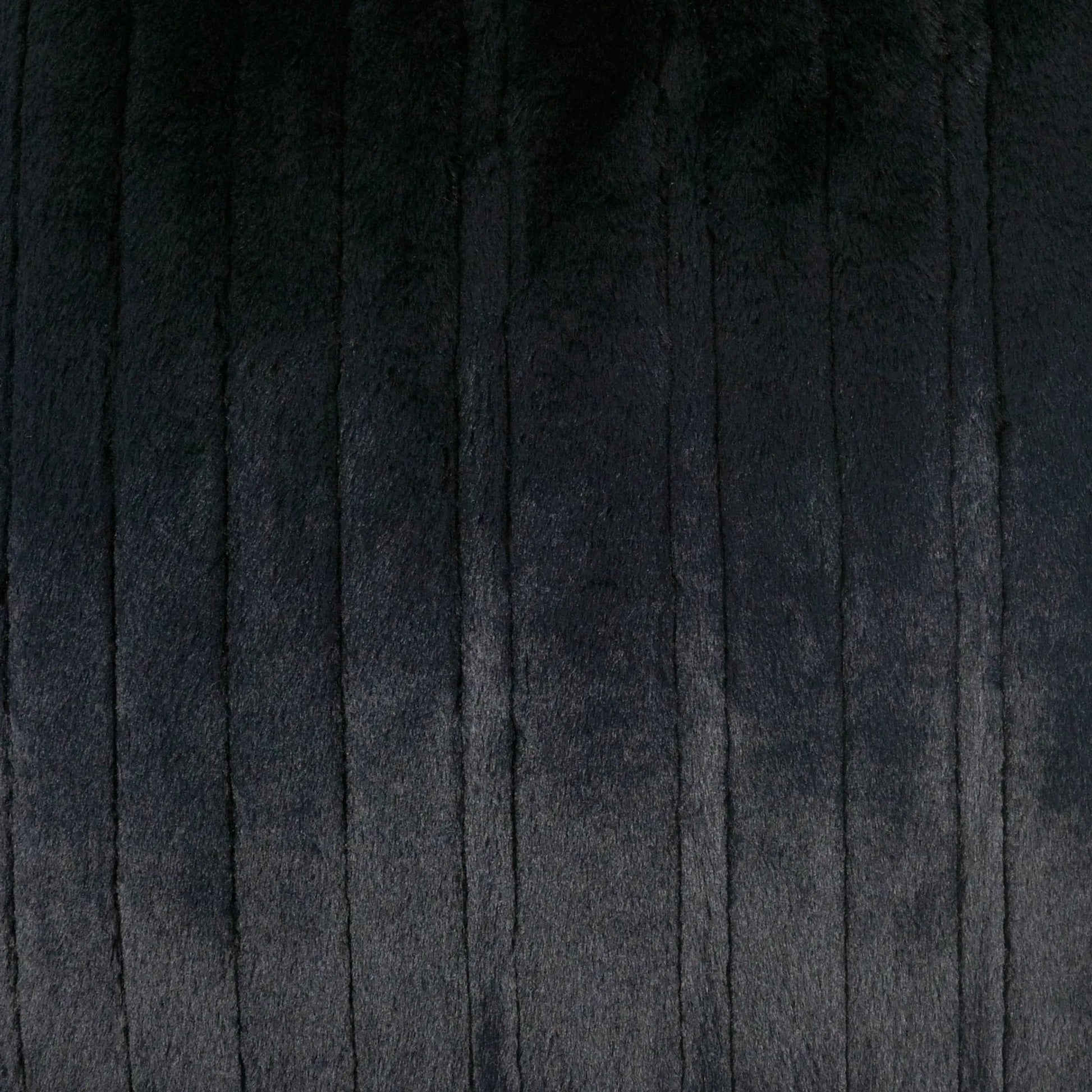 Spalding Pillow by DV Kap Home. Made from 100% polyester in a eclectic & global style.