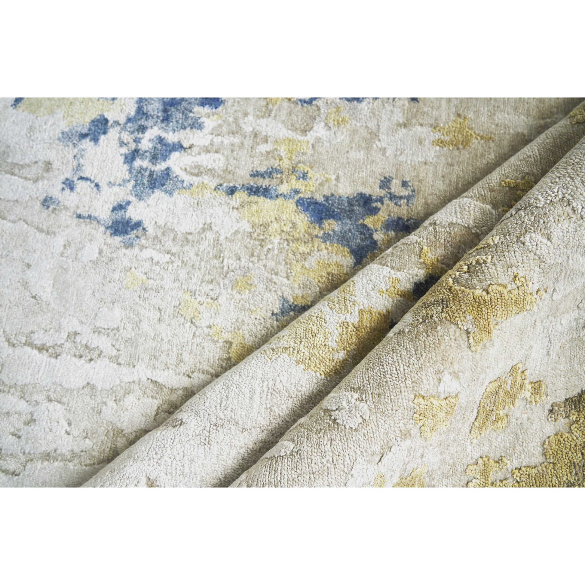 Laureno Rug by Exquisite Rugs in beige, gold. Made from bamboo silk in a unique style.