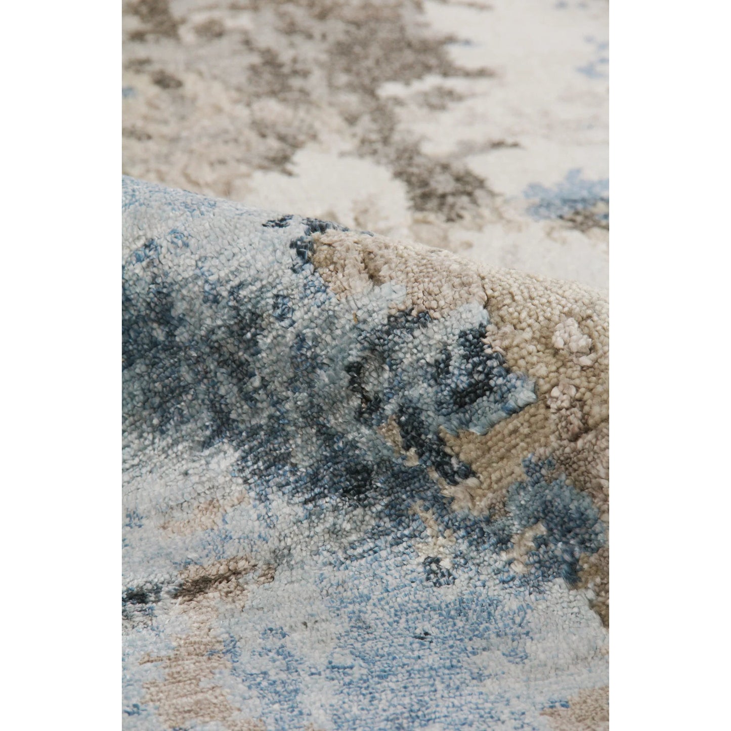 003 SI-2384116,SI-2384117,SI-2384118,SI-2384119 | Additional Silo | Cosmo 4343 Rug by Exquisite Rugs in silver, blue, ivory. Made from wool, bamboo silk in a unique style.