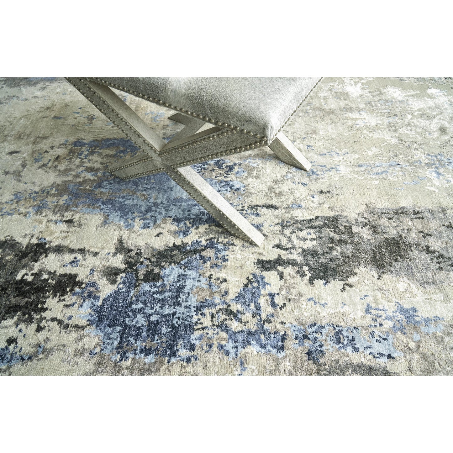 006 SI-2384116,SI-2384117,SI-2384118,SI-2384119 | Lifestyle | Cosmo 4343 Rug by Exquisite Rugs in silver, blue, ivory. Made from wool, bamboo silk in a unique style.