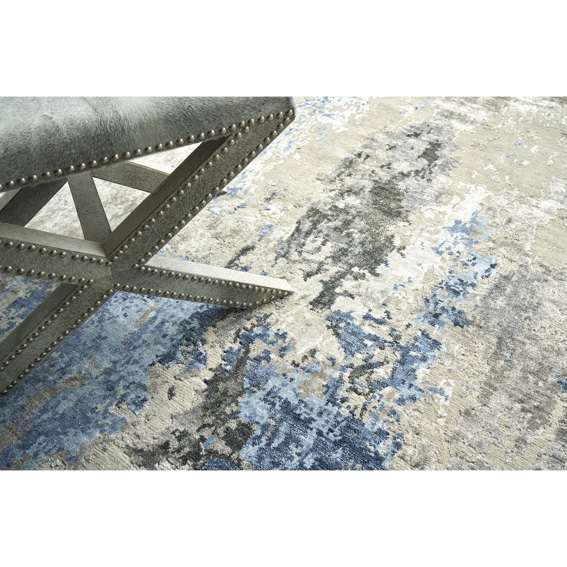 Cosmo 4343 Rug by Exquisite Rugs in silver, blue, ivory. Made from wool, bamboo silk in a unique style.