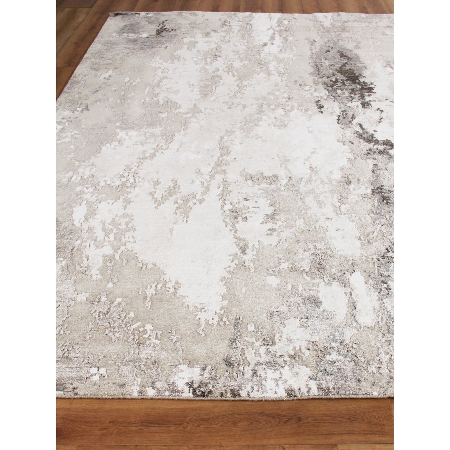 003 SI-1827833,SI-1827834,SI-1827835,SI-1827836,SI-1827837 | Closeup | Cosmo Rug - Silver, Gray, Ivory by Exquisite Rugs in silver/gray/ivory. Made from ivory in a unique style.