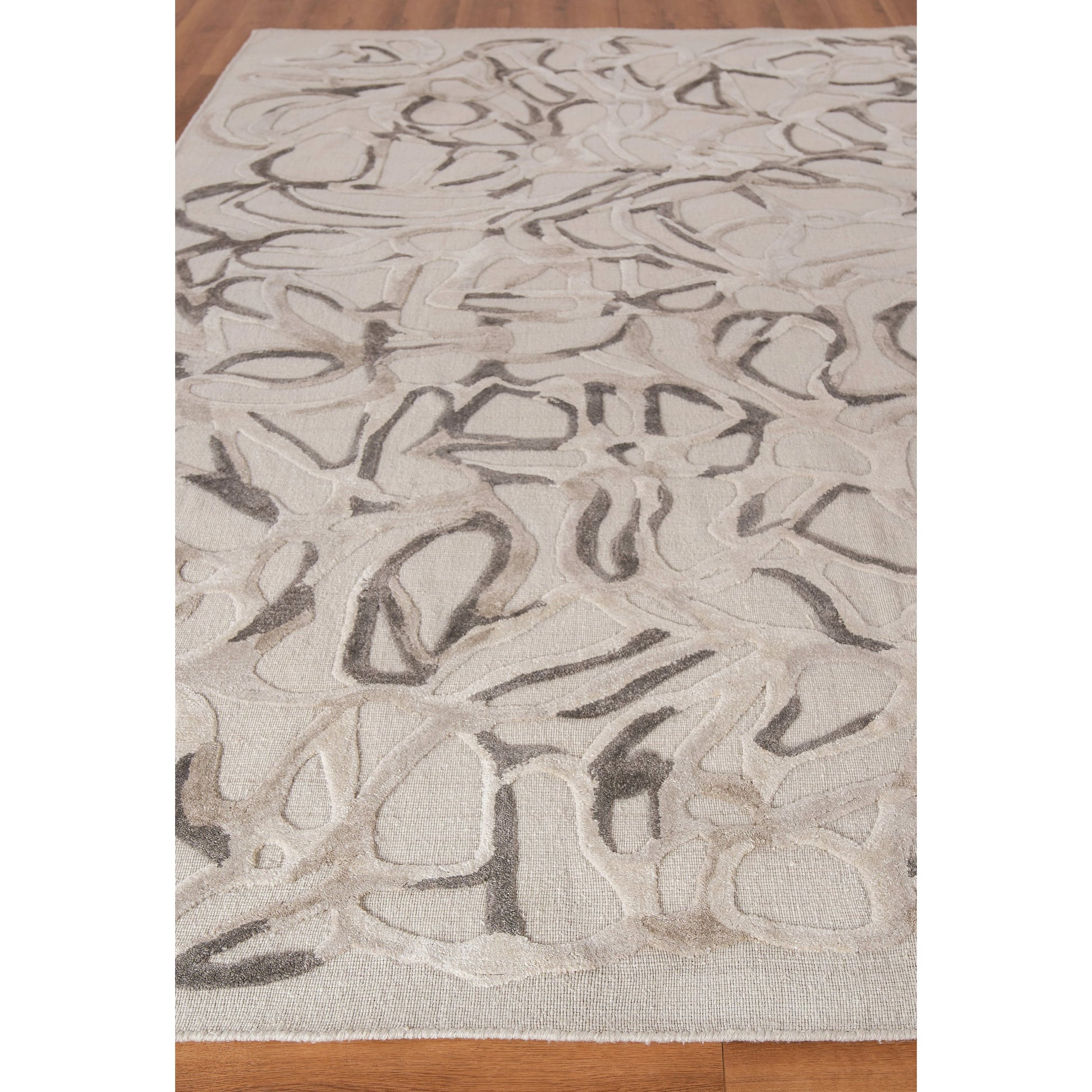 Goudy 4347 Rug by Exquisite Rugs in brown, cappucino, cream. Made from wool, bamboo silk in a unique style.