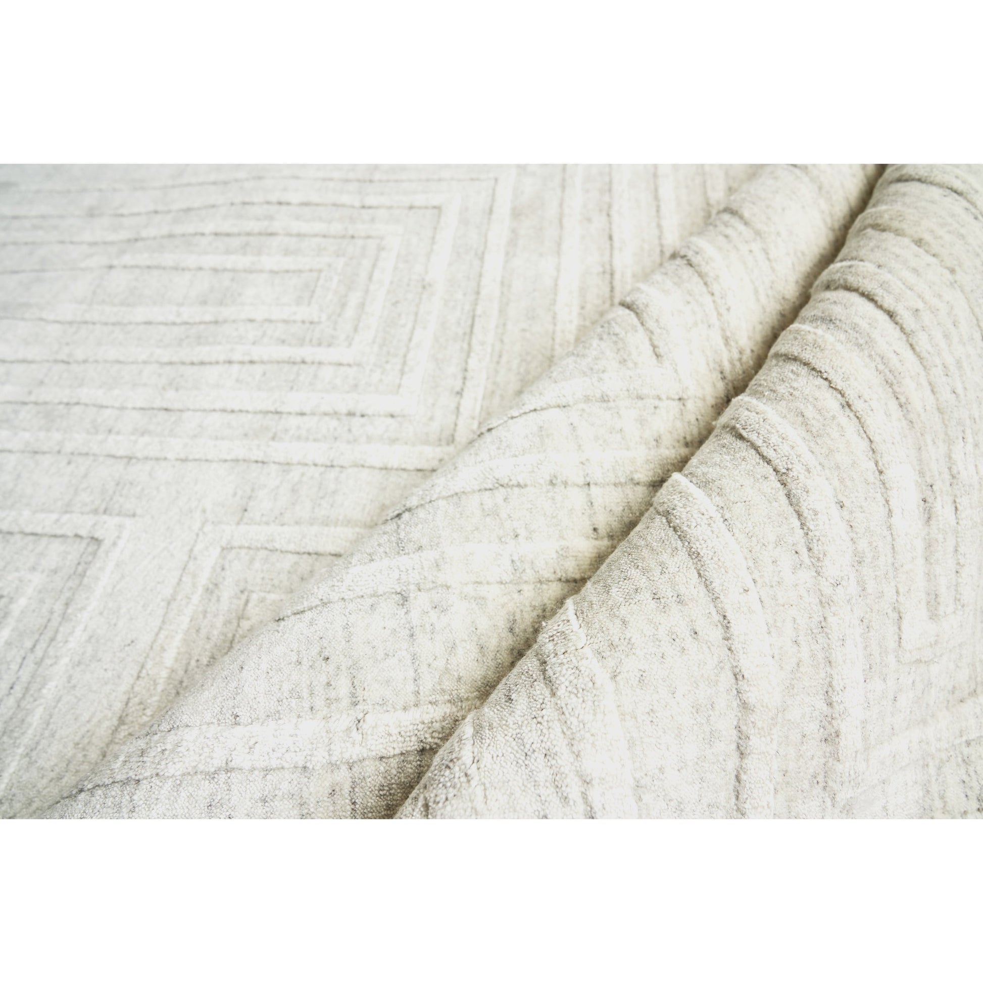 Castelli Rug by Exquisite Rugs. Made from bamboo silk, wool in a unique style.