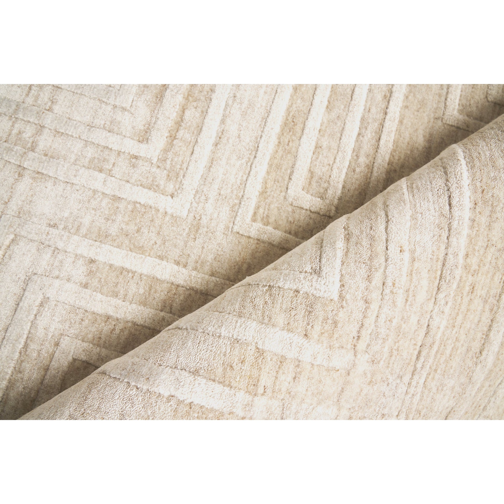 Castelli Rug by Exquisite Rugs. Made from bamboo silk, wool in a unique style.