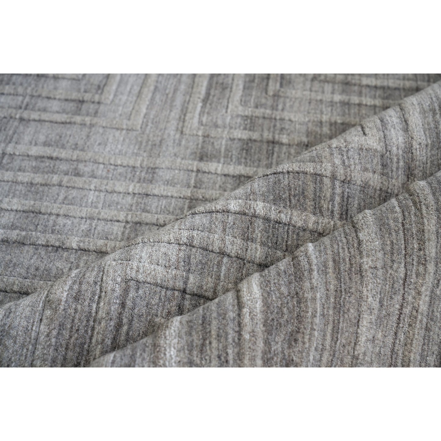 130 SI-2384129 | Closeup | Castelli Rug by Exquisite Rugs. Made from bamboo silk, wool in a unique style.