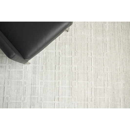 Castelli 4354 Rug by Exquisite Rugs in ivory. Made from bamboo silk, wool in a unique style.