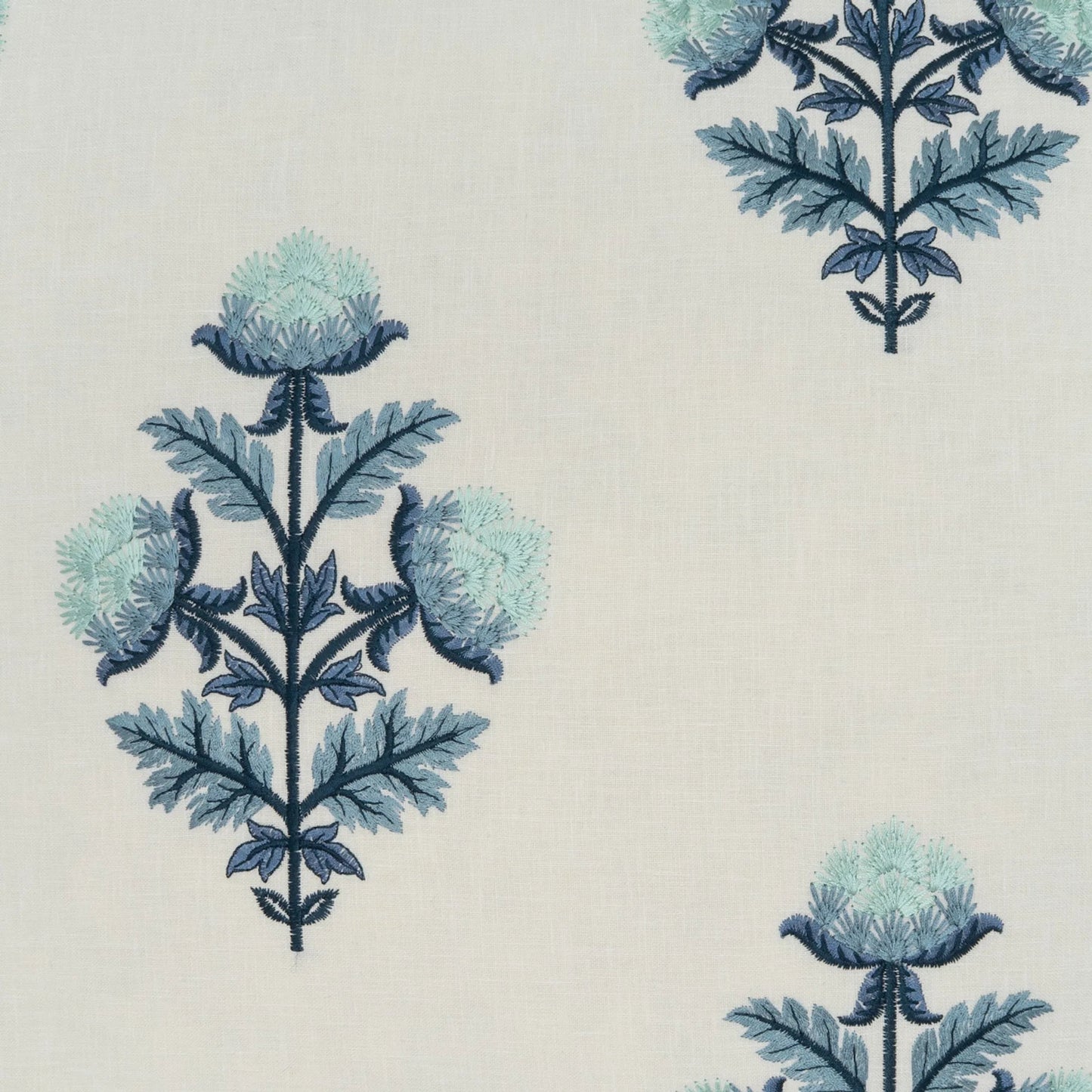 003 SI-2514266 | Closeup | Bloomfield Pillow by DV Kap Home. Made from base: 52% polyester, 48% cotton in a traditional style.