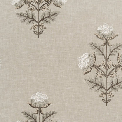 Bloomfield Pillow by DV Kap Home. Made from base: 52% polyester, 48% cotton in a traditional style.
