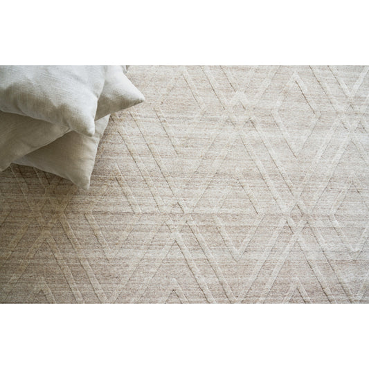 Castelli 4358 Rug by Exquisite Rugs in beige. Made from bamboo silk, cotton in a unique style.