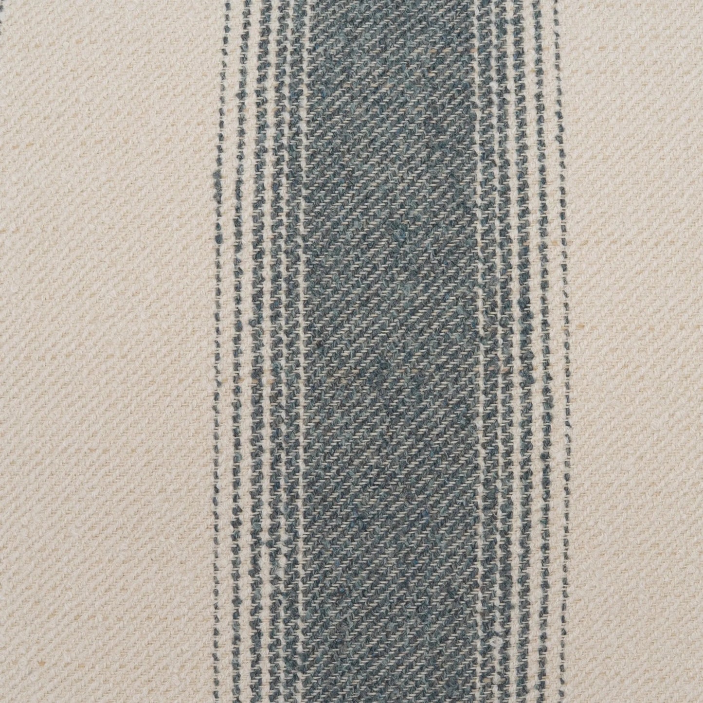 004 SI-2533690 | Closeup | Imagine Pillow by DV Kap Home. Made from 58% polypropylene, 37% pcrpolyester, 5% polyester in a unique style.