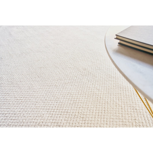 Pearl Rug - Ivory by Exquisite Rugs in ivory. Made from bamboo silk, cotton in a unique style.