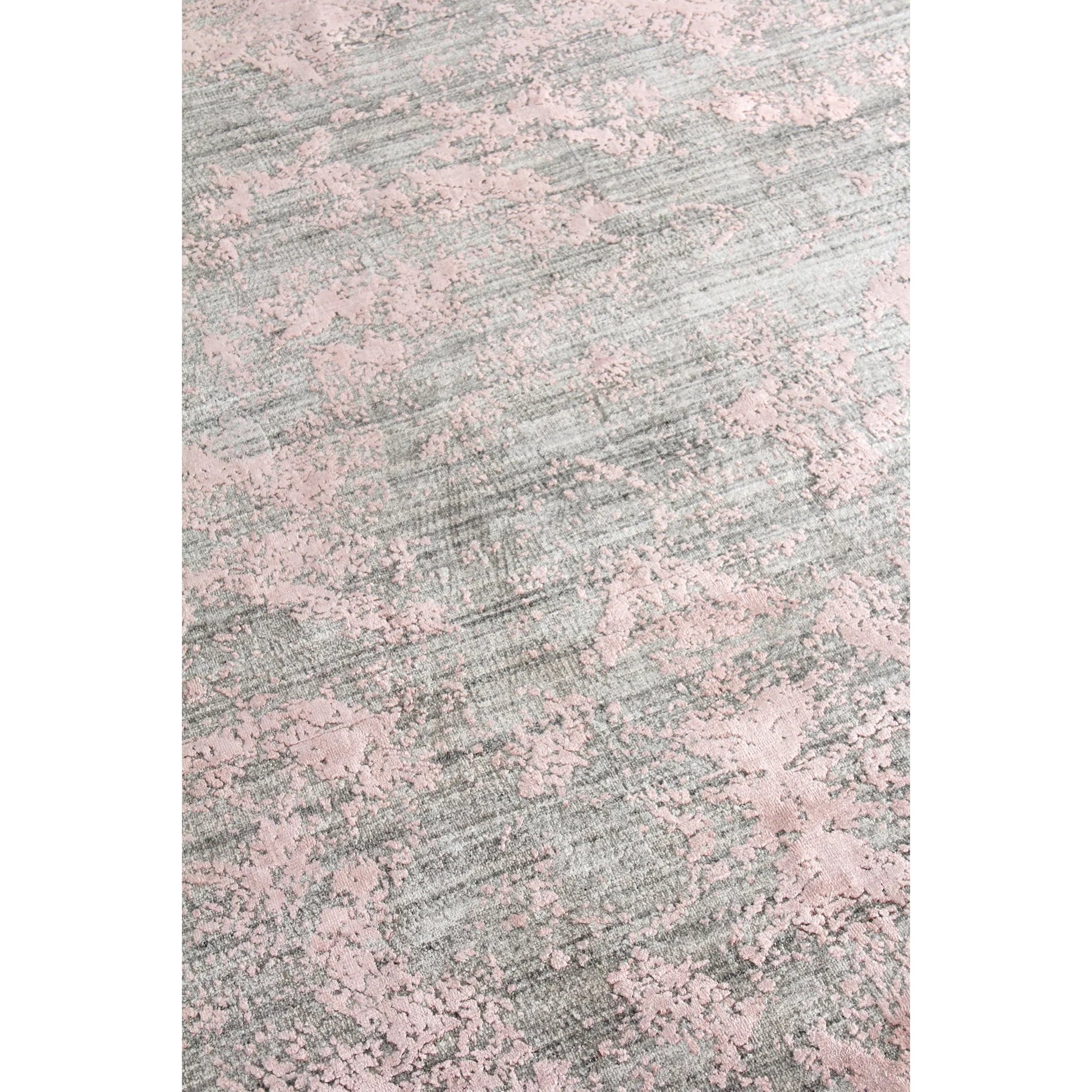 Lillian Rug by Exquisite Rugs in gray, rose. Made from wool, bamboo silk in a unique style.