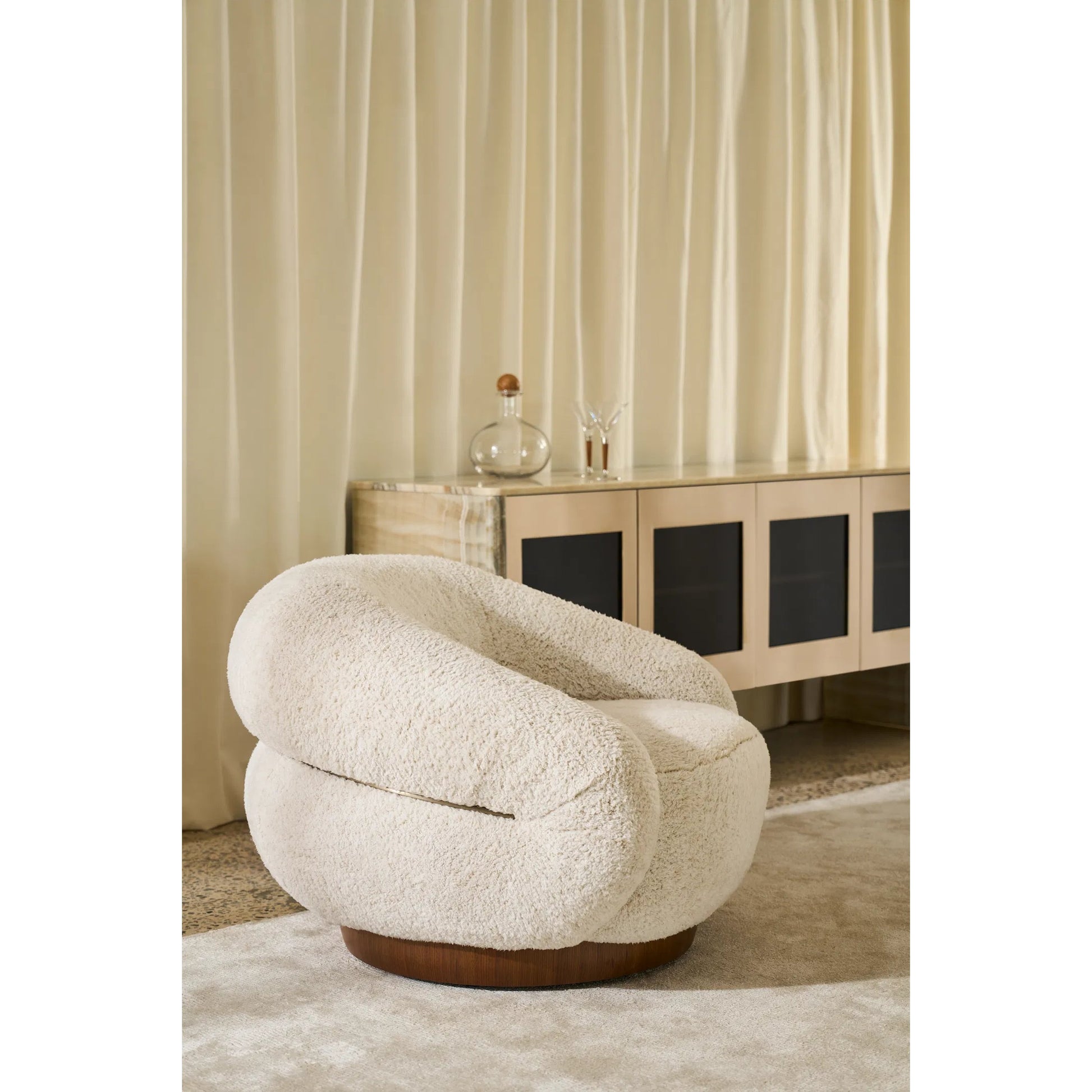 Smoosh Swivel Chair by Caracole in retro walnut, champagne gold. Made from unique in a transitional style.