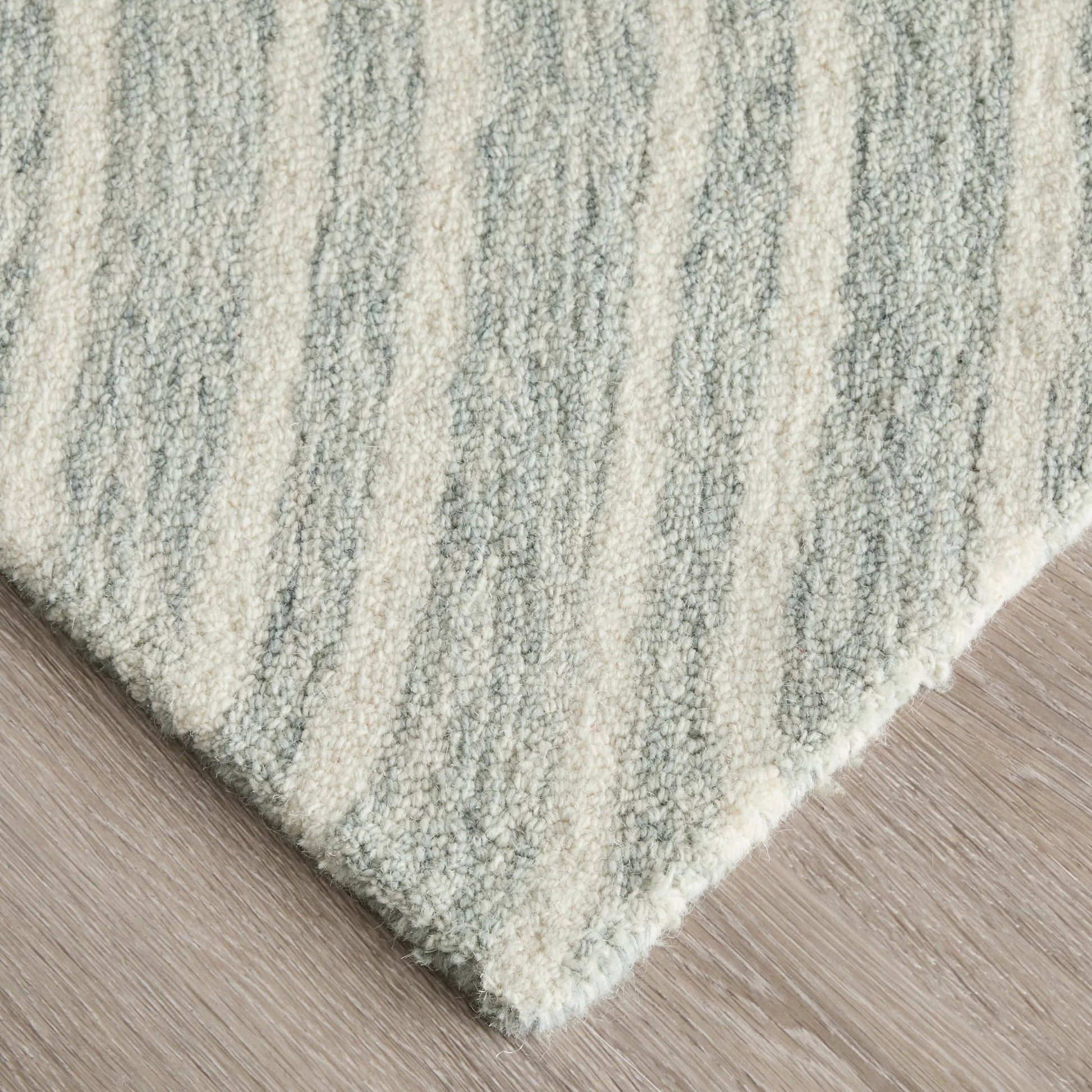 Wallace WAL8A41F Rug by Feizy in gray, ivory. Made from wool in a unique style.