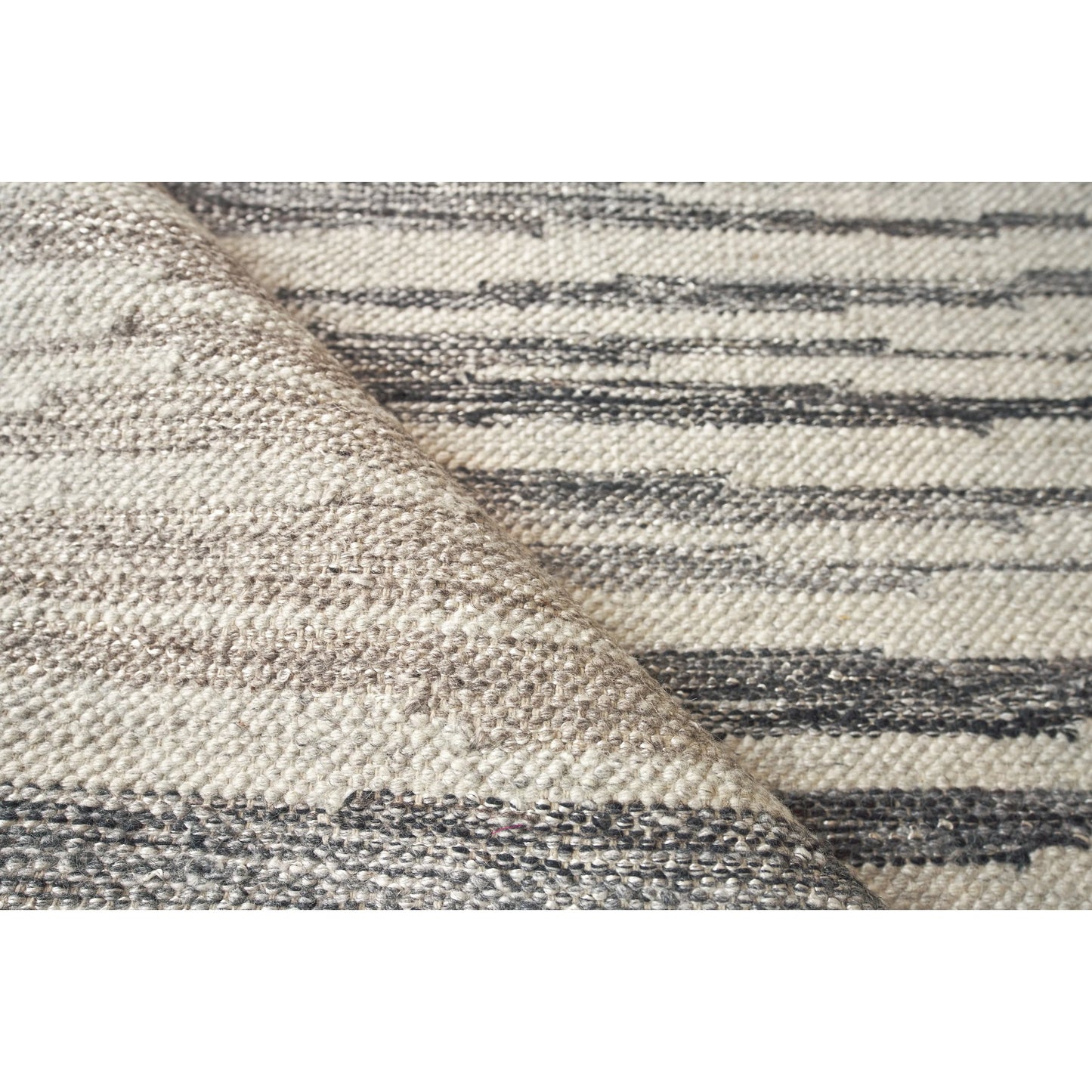 000 SI-2384196,SI-2384197,SI-2384198 | Closeup | Scandinavian Rug by Exquisite Rugs in ivory, blue, gray. Made from new zealand wool in a unique style.