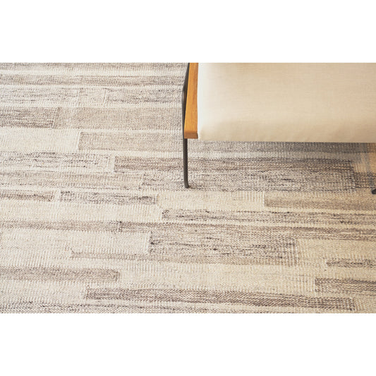 Scandinavian 4586 Rug by Exquisite Rugs in taupe. Made from new zealand wool in a unique style.