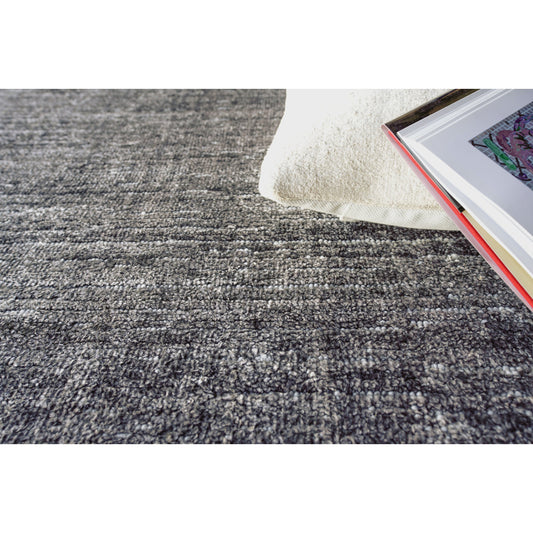 Montero 4693 Rug by Exquisite Rugs in ivory/gray. Made from ivory in a unique style.