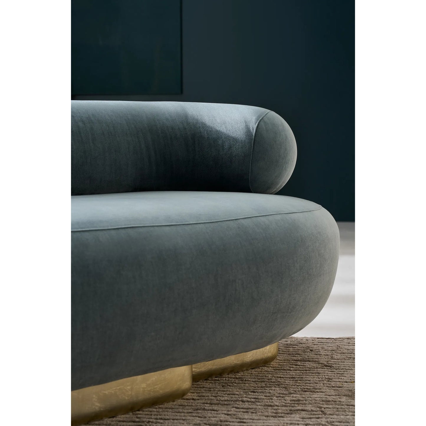 009 SI-2370790 | Closeup | Lagoon Sofa by Caracole in peacock and oracle. Made from unique in a eclectic & global style.