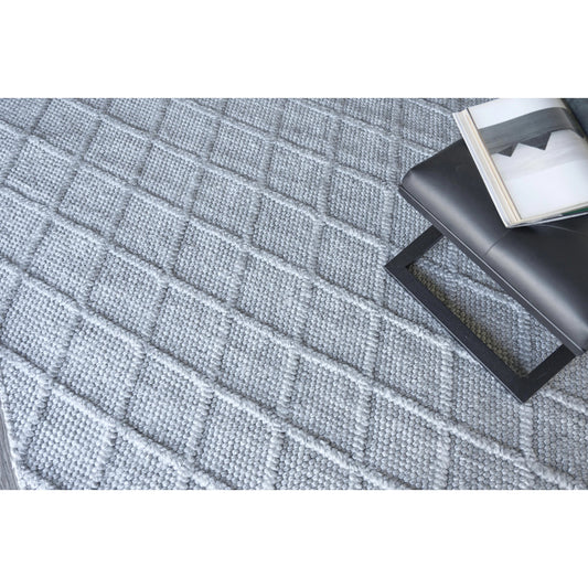 Brentwood 4748 Rug by Exquisite Rugs in dark gray. Made from wool, viscose in a unique style.