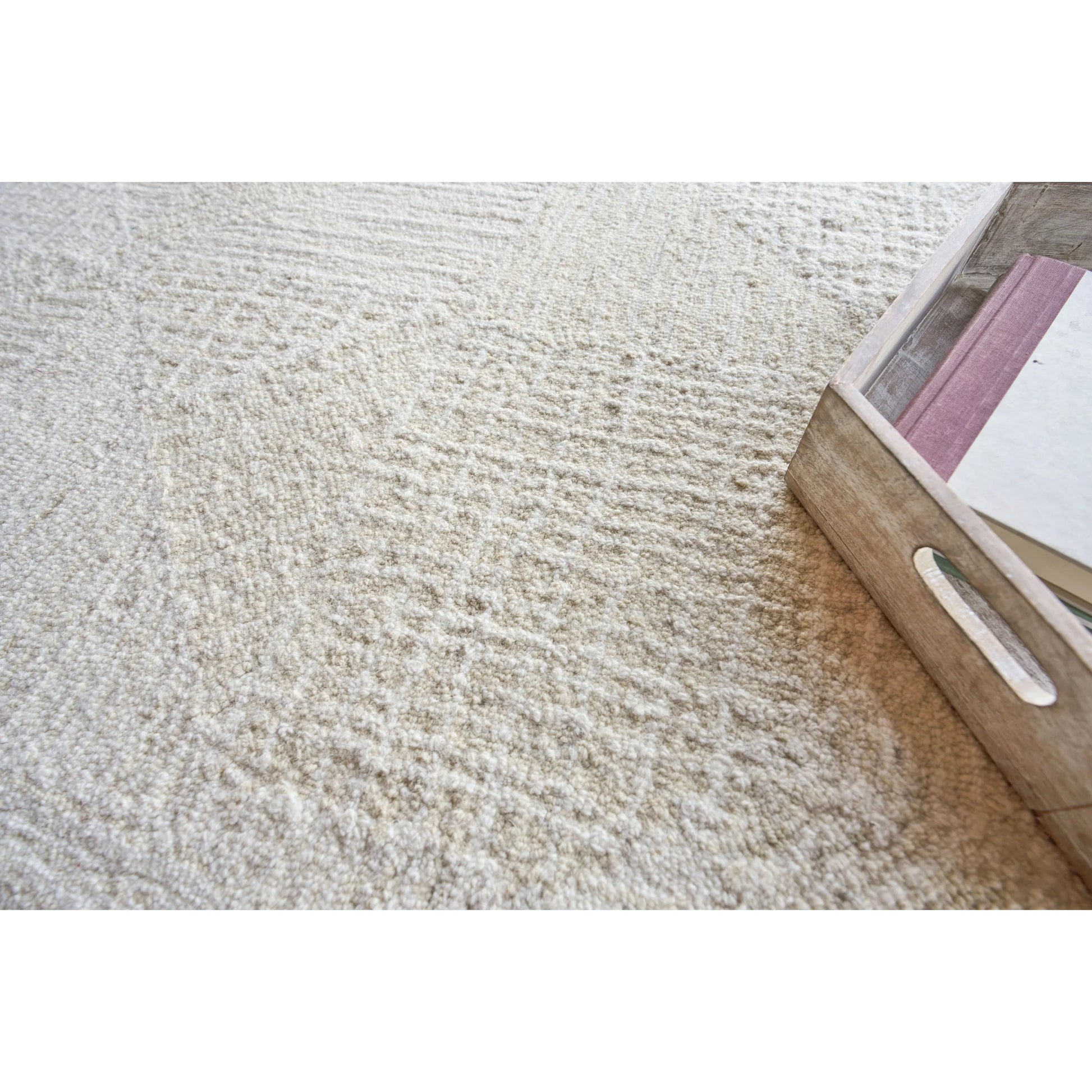 Caprice 4758 Rug by Exquisite Rugs in beige, ivory. Made from new zealand wool in a unique style.