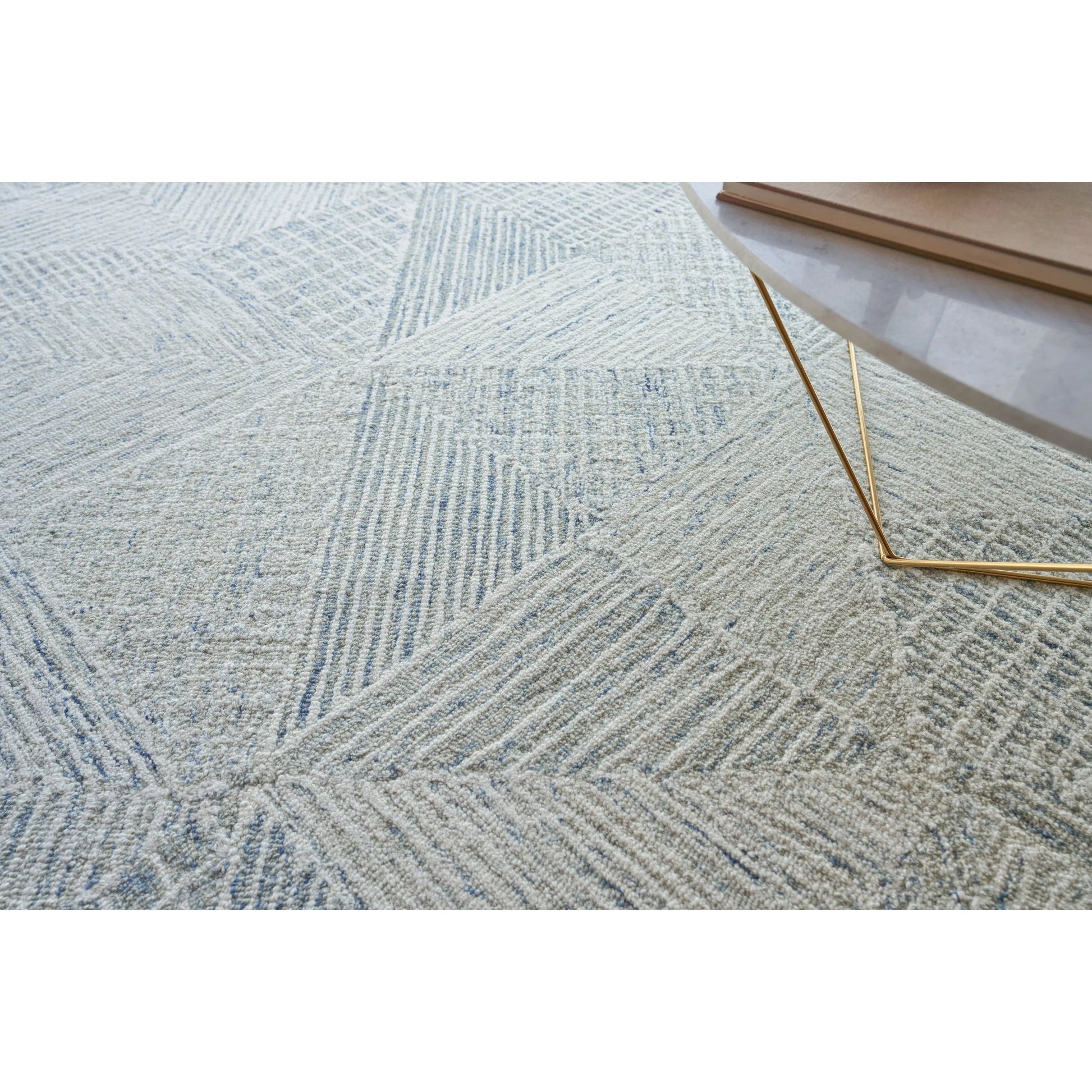 Caprice 4761 Rug by Exquisite Rugs in light blue, ivory. Made from new zealand wool in a unique style.