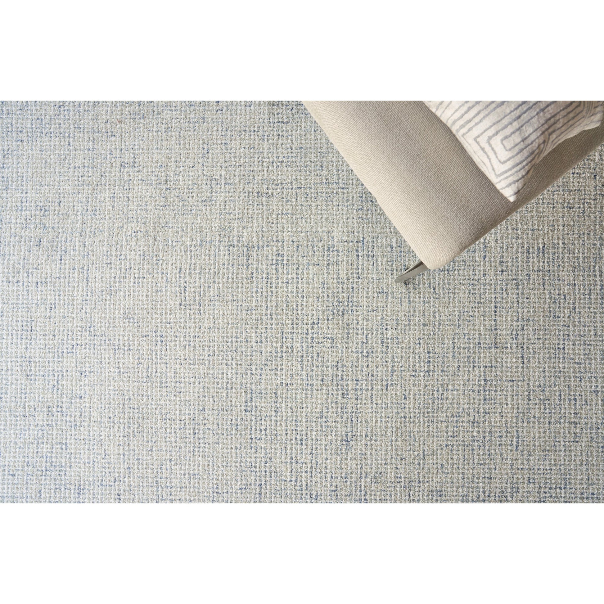 Caprice 4766 Rug by Exquisite Rugs in light blue, ivory. Made from new zealand wool in a unique style.